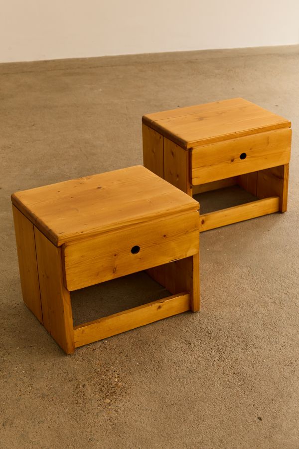 Les Arcs Bedside Drawers