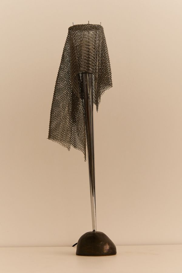 Ecate Lamp