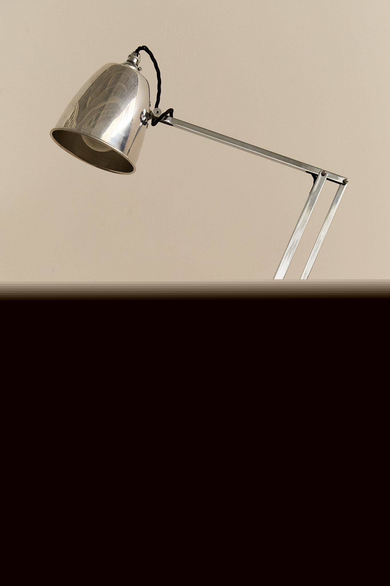 Counterpoise Desk Light