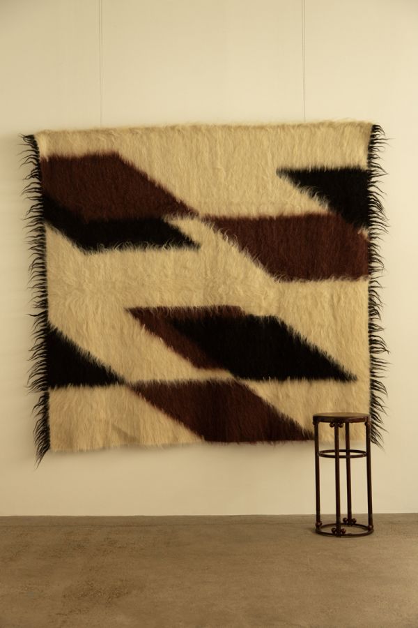 Spontaneous Particulars