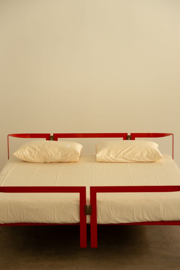 Vanessa Bed