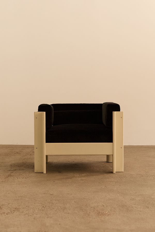 Zelda Armchair